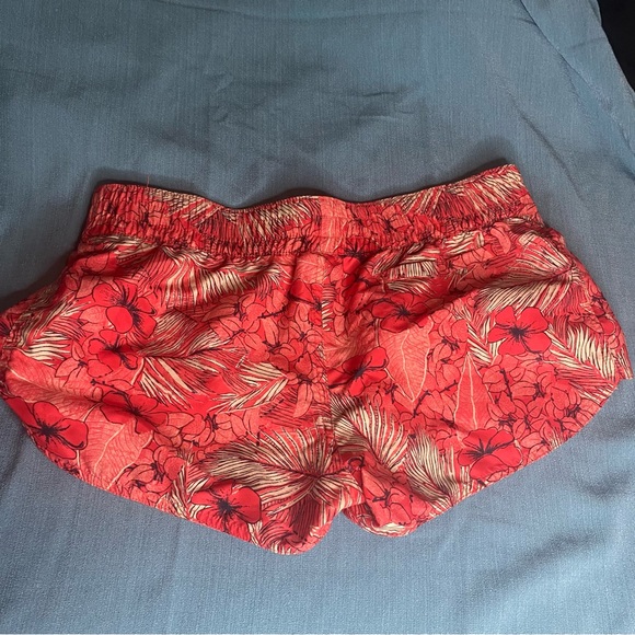 Volcom women’s sea u soon board shorts size large red - Picture 3 of 9